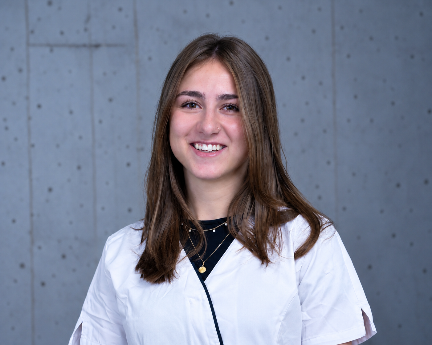 Portrait von Anina Kippel, Pharma-Assistentin EFZ